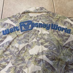 NEW Walt Disney World Spirit Jersey Men's Small Tropical Palm Long Sleeve